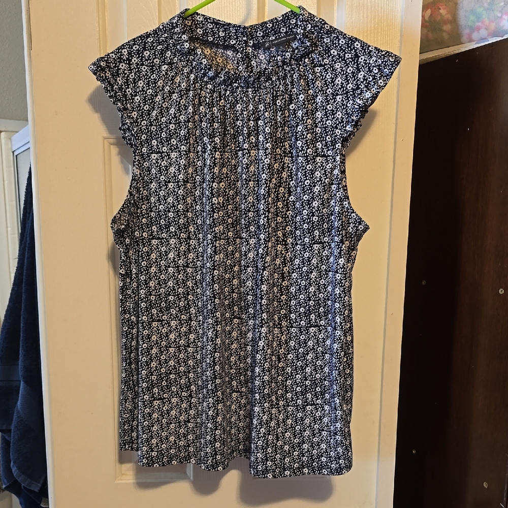 Adrianna Papell Navy and White Patterned Blouse